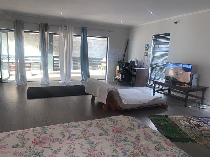 4 Bedroom Property for Sale in Athlone Western Cape